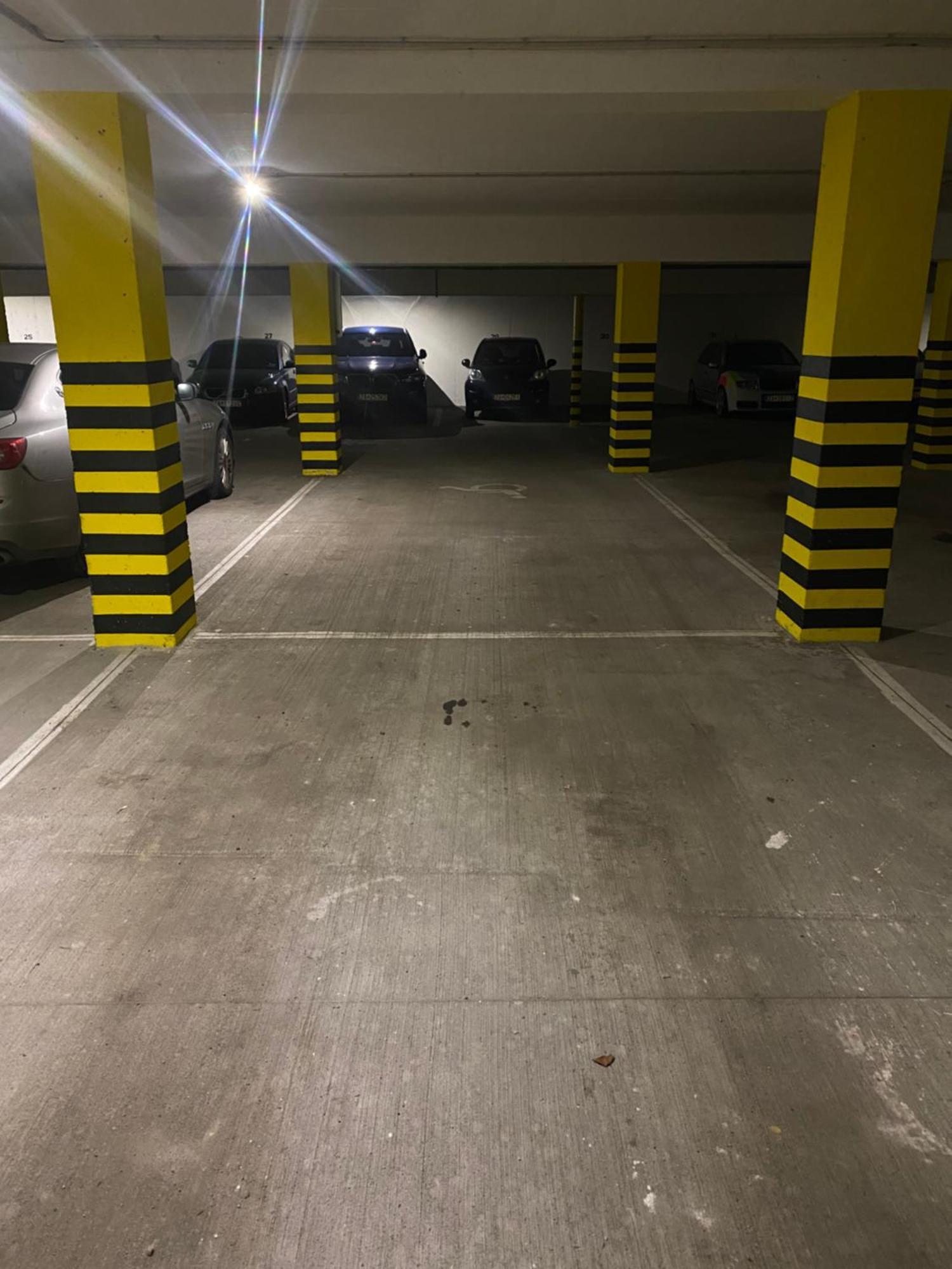 Apartman Slnecna Terasa S Vlastnym Parkovanim Na 2 Auta Apartamento Žilina Quarto foto